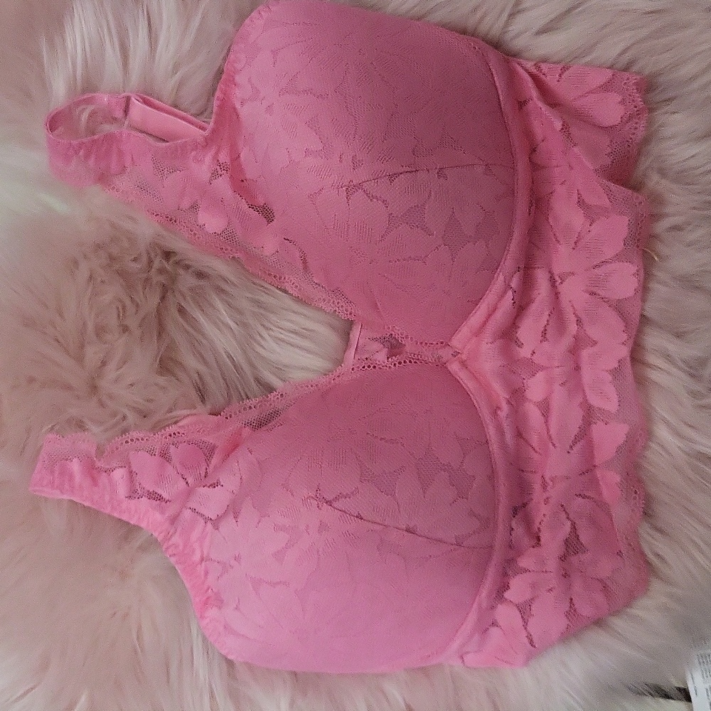 Brand New PINK Victoria's Secret Bralette-SDD